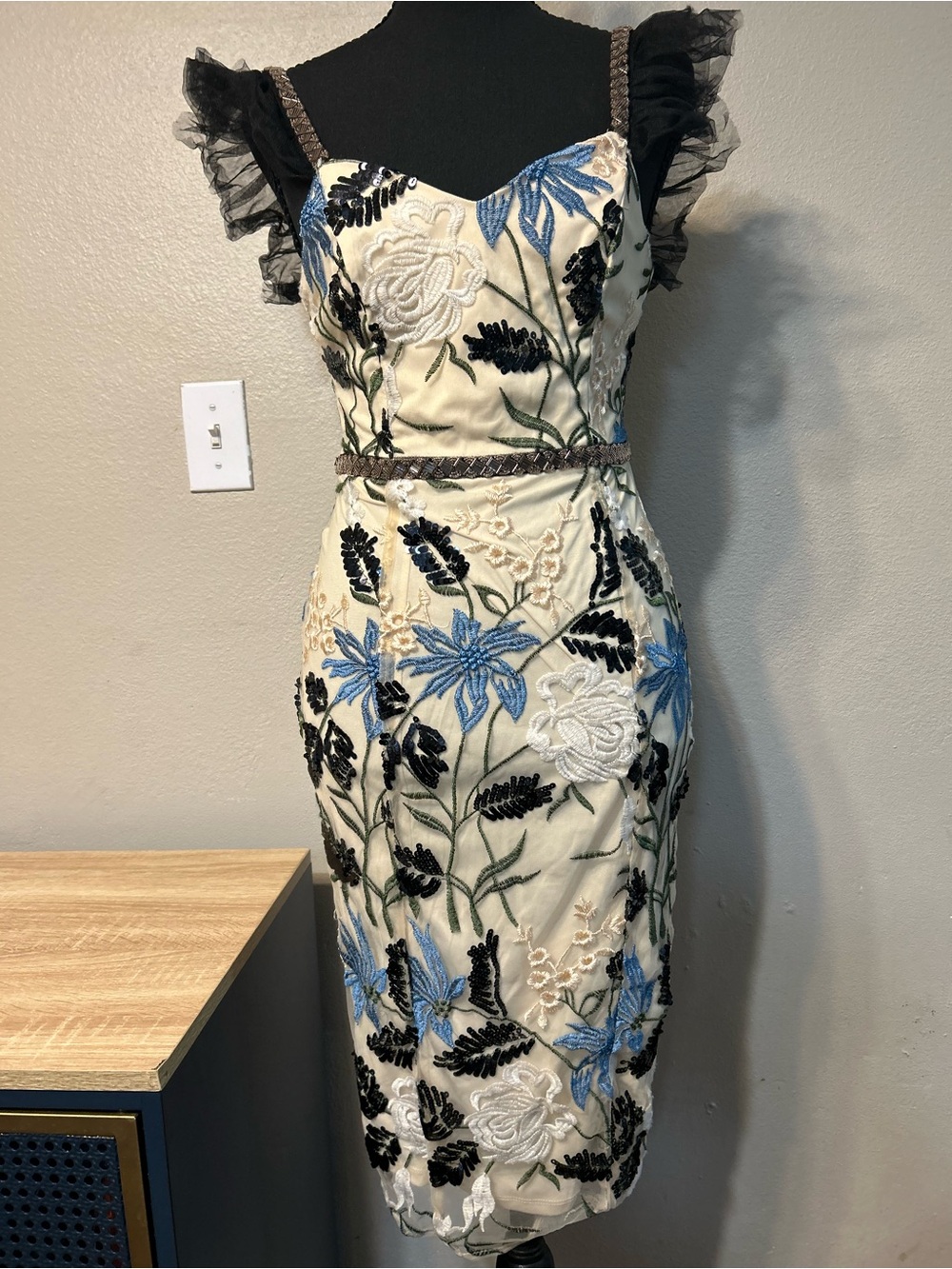 Lulus XS Homecoming Dress Floral Embroidered Sequin Midi Cocktail Party Dress